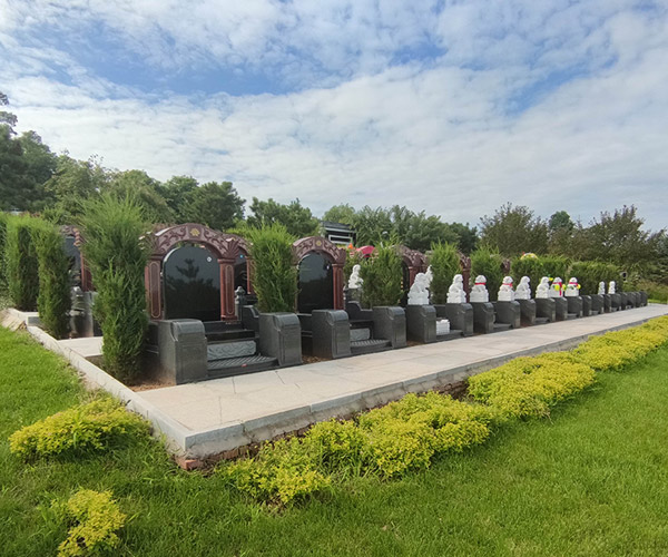 沈陽龍生墓園
