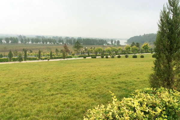 沈陽龍生墓園