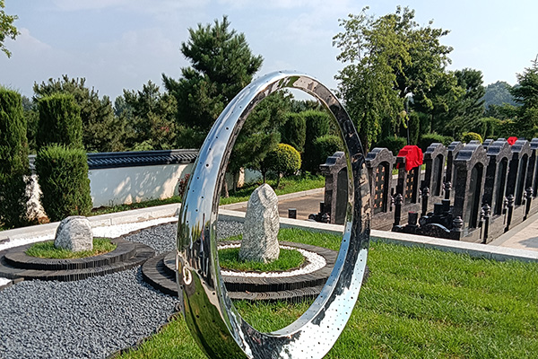 沈陽龍生墓園
