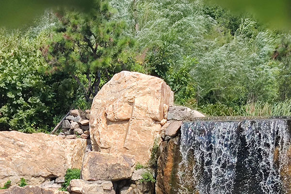 沈陽龍生墓園