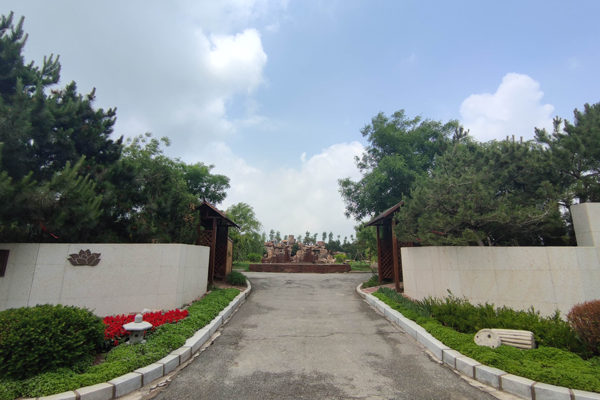 沈陽龍生墓園