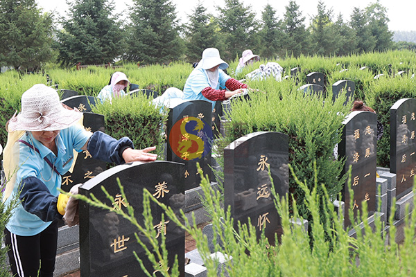 沈陽墓地陵園遵照碑文、格式、寫法，龍生人文紀念園公墓提供立碑服務
