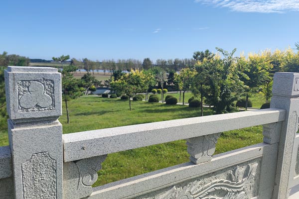 沈陽龍生墓園