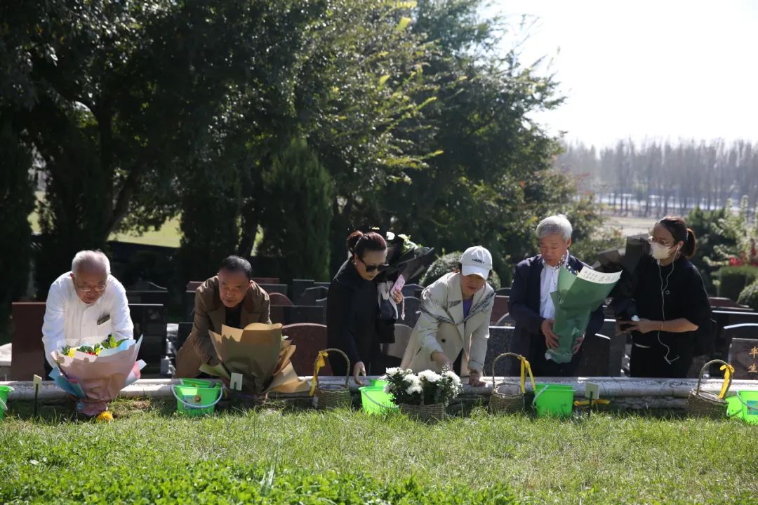 沈陽龍生墓園