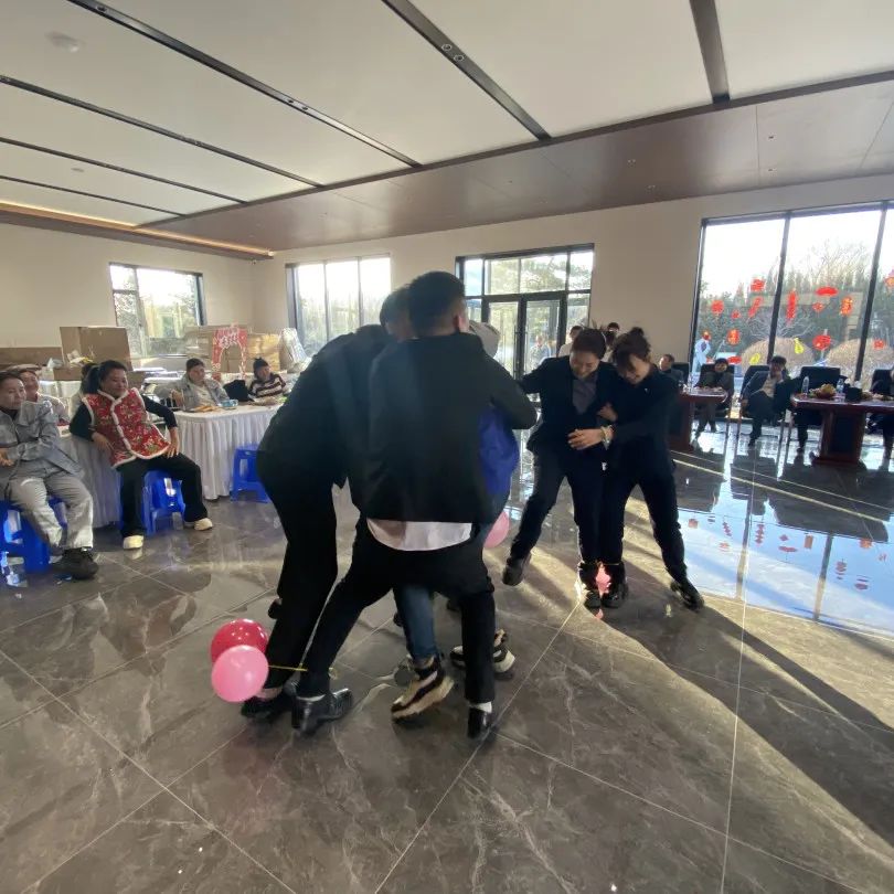 同心·同在?同戰|沈陽龍生墓園2024年總結表彰暨2025年迎新年會盛典