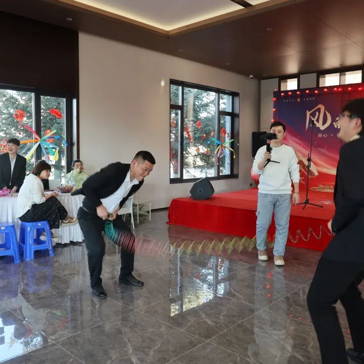 同心·同在?同戰|沈陽龍生墓園2024年總結表彰暨2025年迎新年會盛典