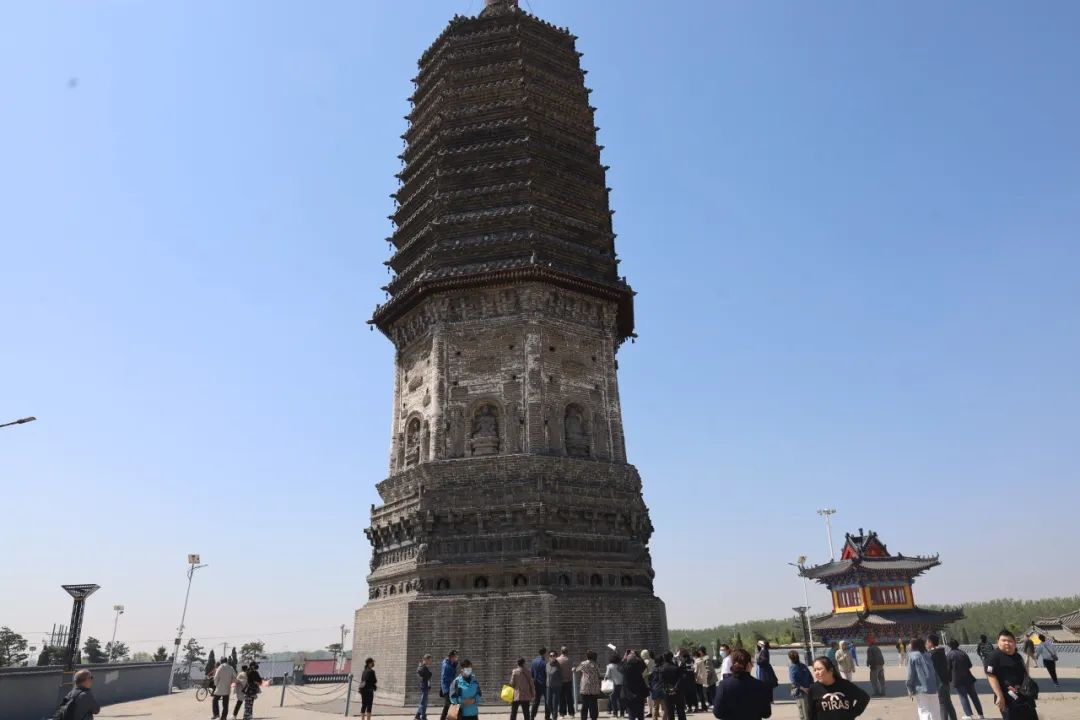 【一日“光影”，情滿龍生】 ——沈陽公墓2025母親節活動溫暖回顧